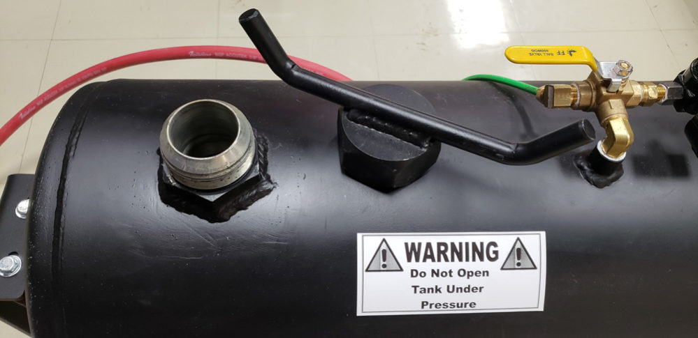 Hayworth pneumatic chemical sprayer tank