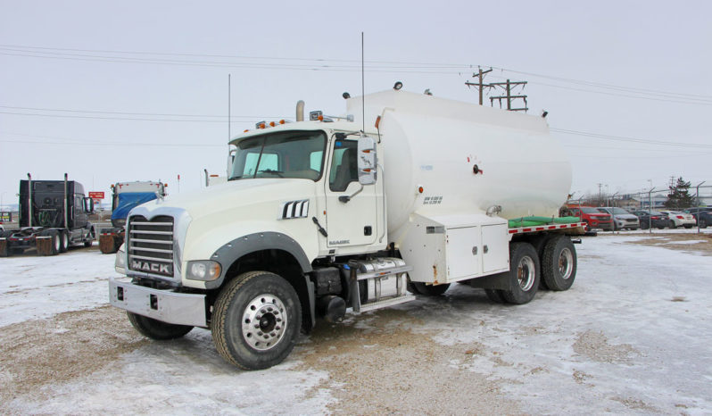 2012 Mack GU713 Water Truck full