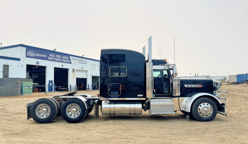 2015 Peterbilt 389 Tandem Truck full