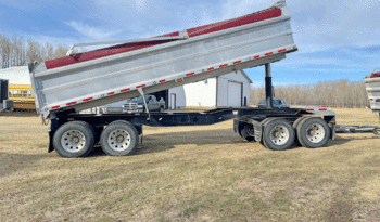 2013 Peterbilt 367 Dump Truck with 2012 Quad Wagon full