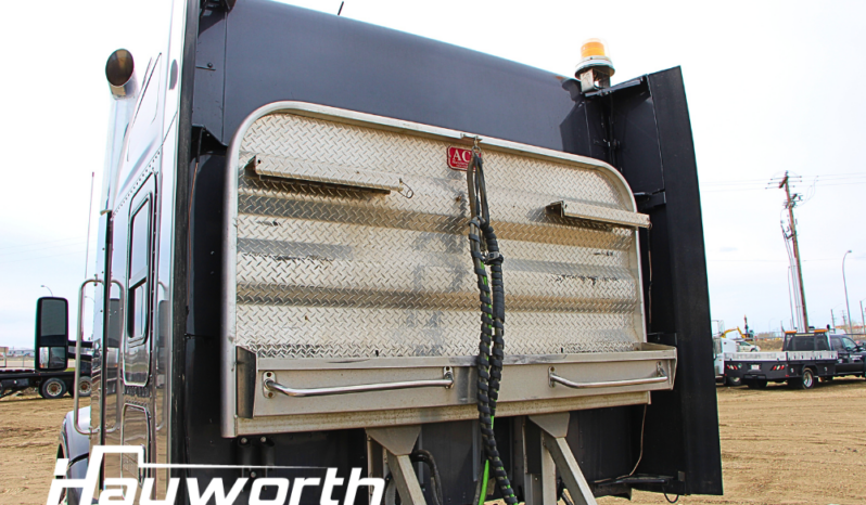 2022 Kenworth W990 full