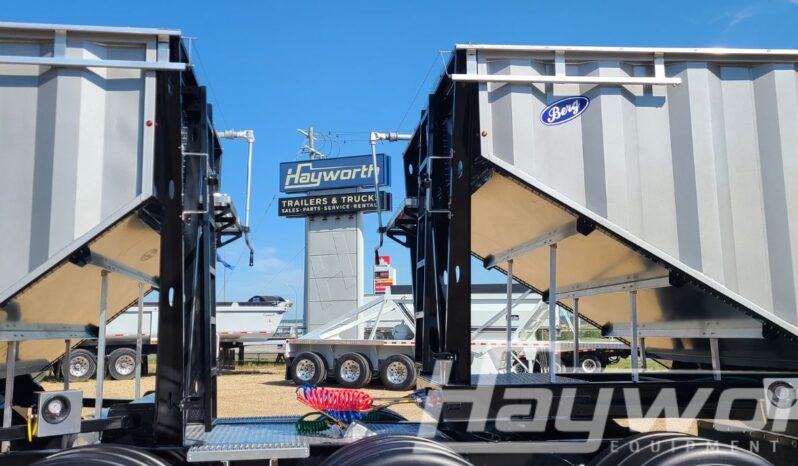 2026 Berg Super B-Train Grain Trailer full