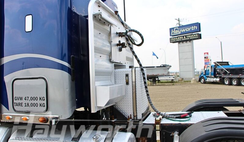 2019 Freightliner Coronado 122SD full