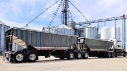 2026 Berg Super B-Train Grain Trailer full