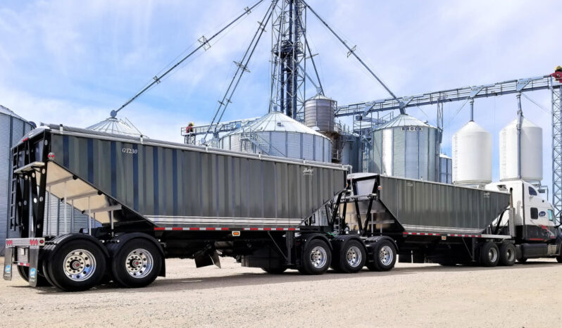 2026 Berg Super B-Train Grain Trailer full