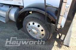 2016 Peterbilt 365 Car Hauler full