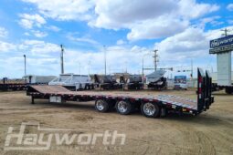 2027 Centerline 53′ Tridem Step Deck c/w Air Ramps full