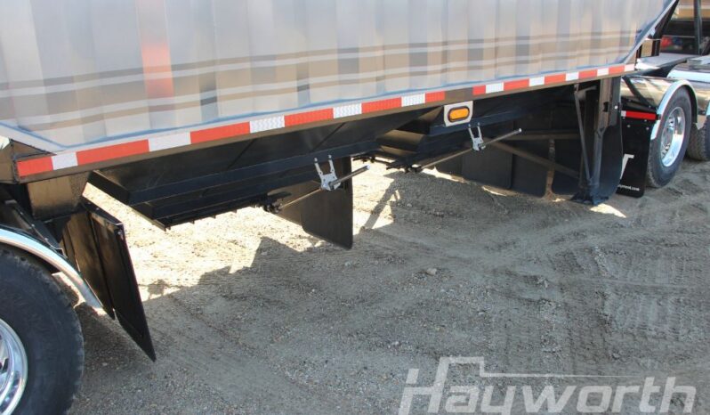 2027 Berg Super B-Train Grain Trailer full