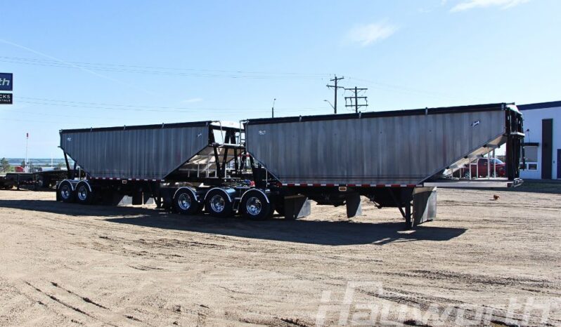 2027 Berg Super B-Train Grain Trailer full