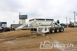 2027 Loadline Tridem Cross Clam full