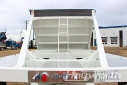 2027 Loadline Tridem Cross Clam full