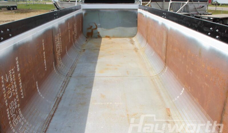 2027 Canuck Tridem End Dump full