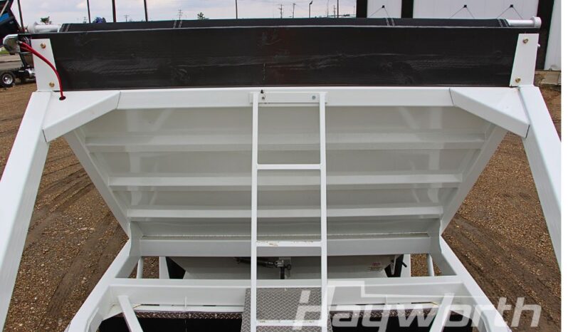 2027 Loadline Tridem Cross Clam full
