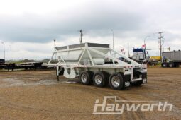 2027 Loadline Tridem Cross Clam full