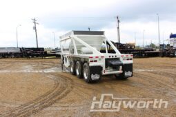 2027 Loadline Tridem Cross Clam full