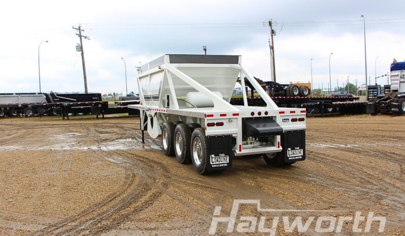 2027 Loadline Tridem Cross Clam full