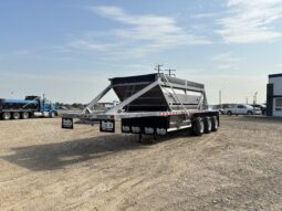 2026 Loadline Tridem Windrow Clamshell