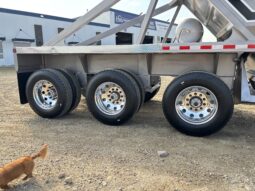 2026 Loadline Tridem Windrow Clamshell full