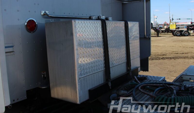 2020 Peterbilt 389 Tandem Truck full