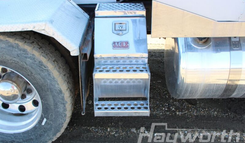 2020 Peterbilt 389 Tandem Truck full
