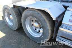2020 Peterbilt 389 Tandem Truck full