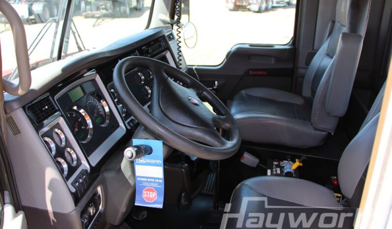 2013 Kenworth T800 Daycab full
