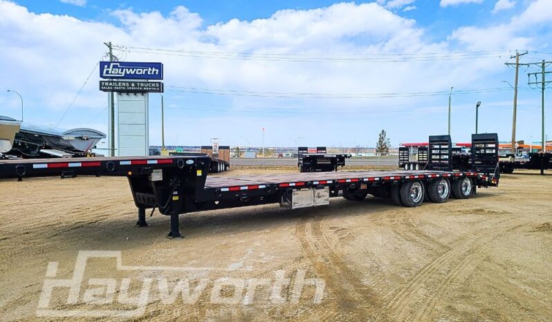 2027 Centerline 53′ Tridem Machinery Trailer full