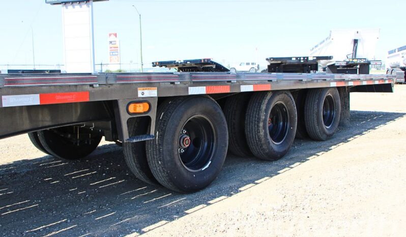2023 Diamond C Gooseneck Trailer full