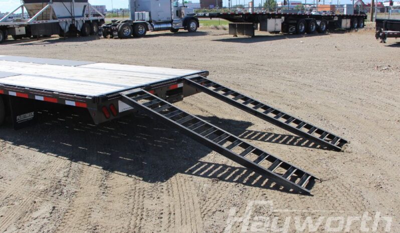 2023 Diamond C Gooseneck Trailer full
