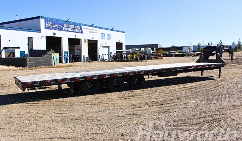 2023 Diamond C Gooseneck Trailer full