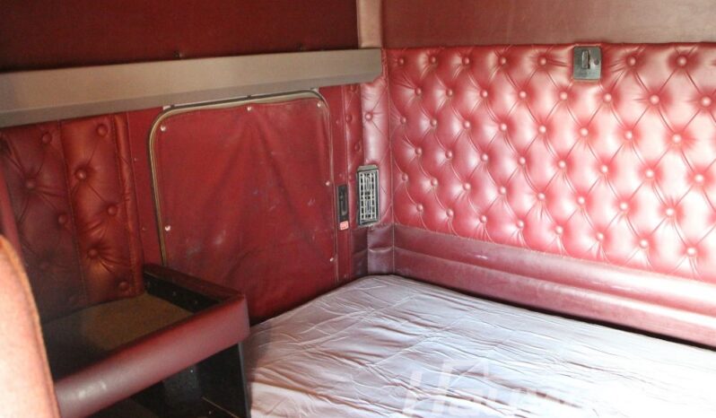 2013 Kenworth T800 Tridrive full