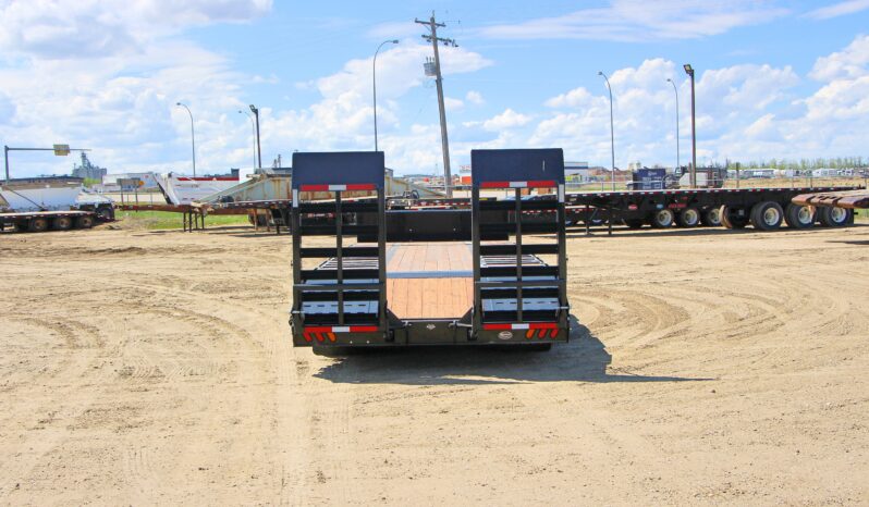 2028 Gincor Tridem Step Deck c/w Air Ramps full